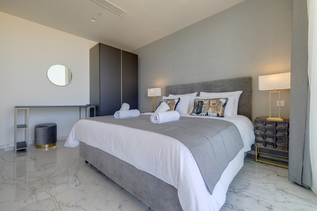 Mercury Towers Lifestyle  Apartment's Image 5