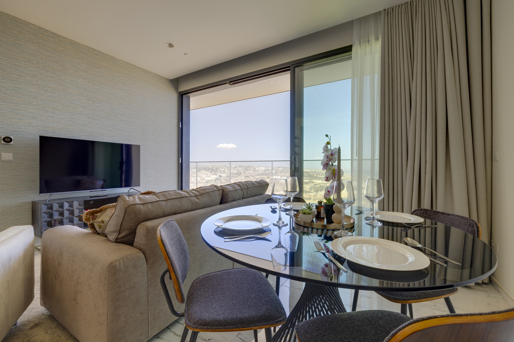 Malta-luxury-apartment-to-rent-christies-malta
