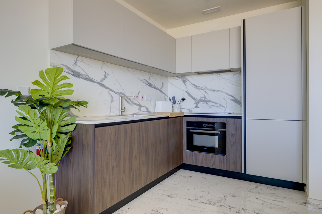 Mercury Towers Apartment's Image 5