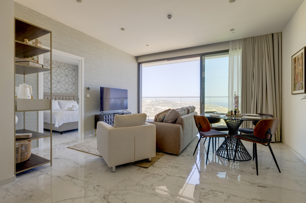 Mercury-towers-apartment-to-let-safe-area-christies-malta