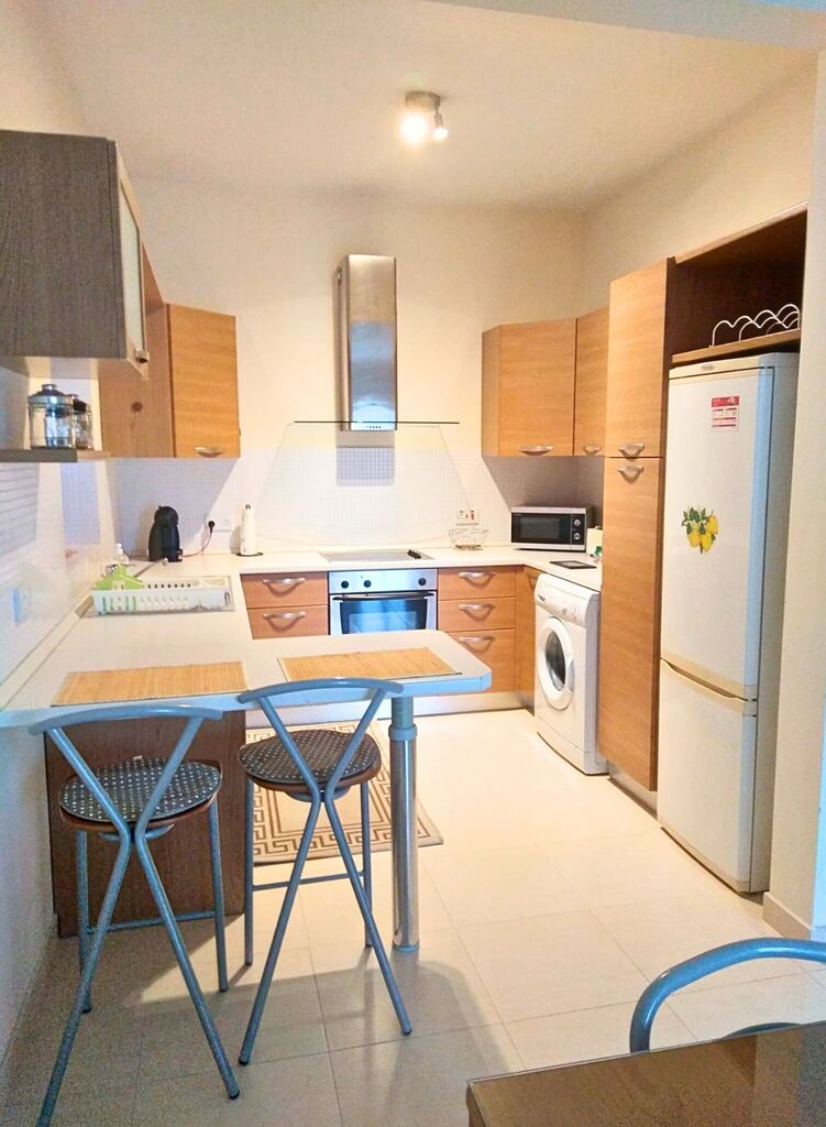StJulians-bright-two-bedroom-apartment-to-let-christies-Malta