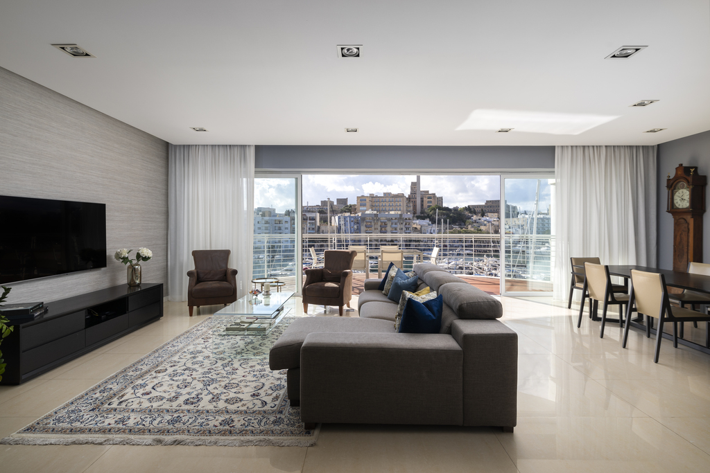 Ta-xbiex-apartment-to-let-high-end-christies-malta