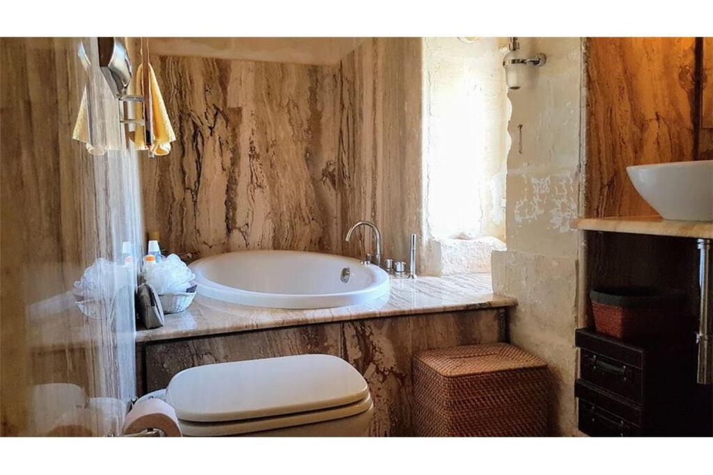 San Lawrenz (Gozo) Furnished Farmhouse's Image 15