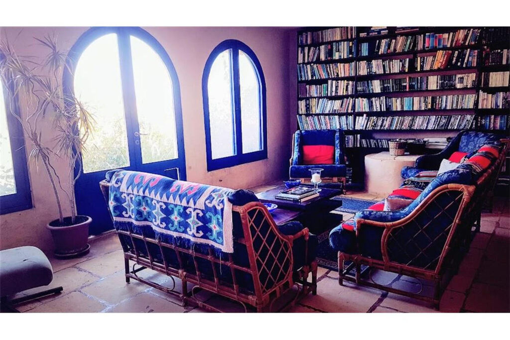 Gozo-farmhouse-traditional-for-rent-christies-malta