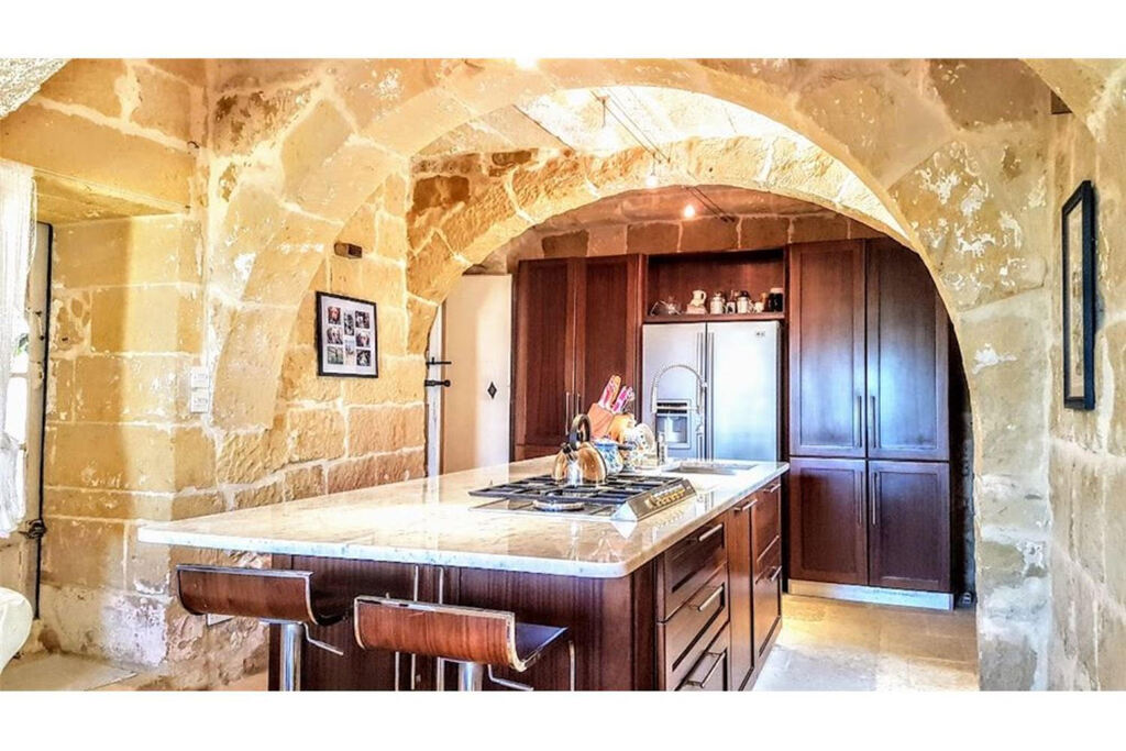 Gozo-farmhouse-with-views-christies-malta