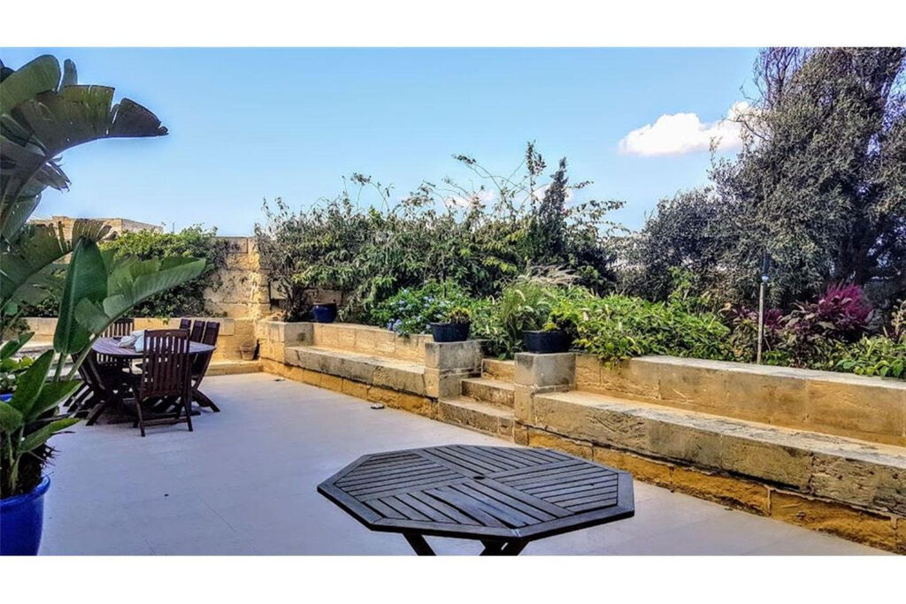 San Lawrenz (Gozo) Furnished Farmhouse's Image 5