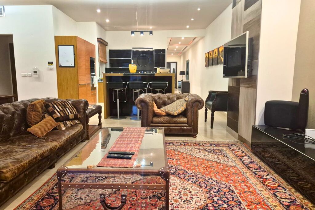 Ta-Xbiex-Seafront-Three-Bedroom-Two-Bathrooms-Arpartment-With-Terrace-For-Rent-Christies-Malta