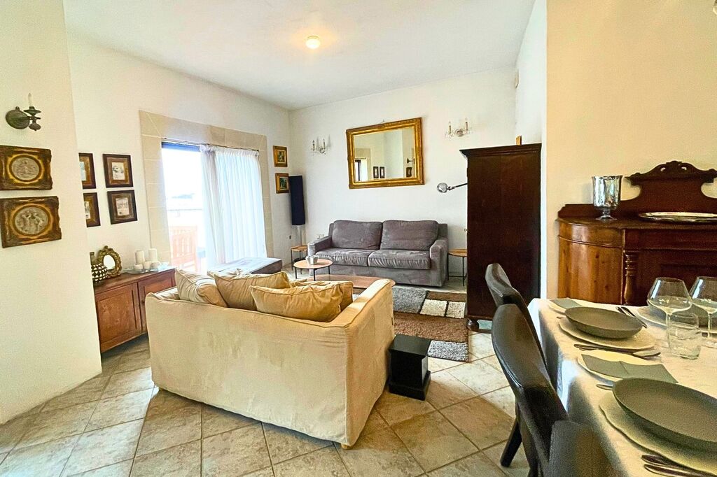 Gzira-apartment-to-let-with-terrace-Christies-Malta_1