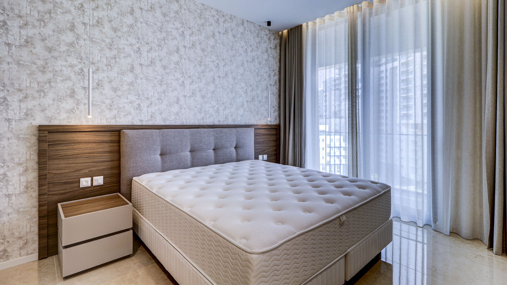 Sliema Luxury Furnished Apartment's Image 10