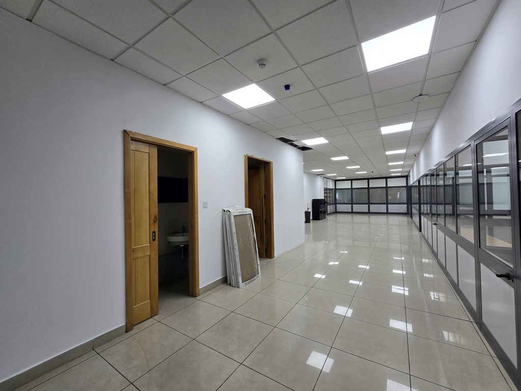 Zebbug Fully Equipped Office's Image 2