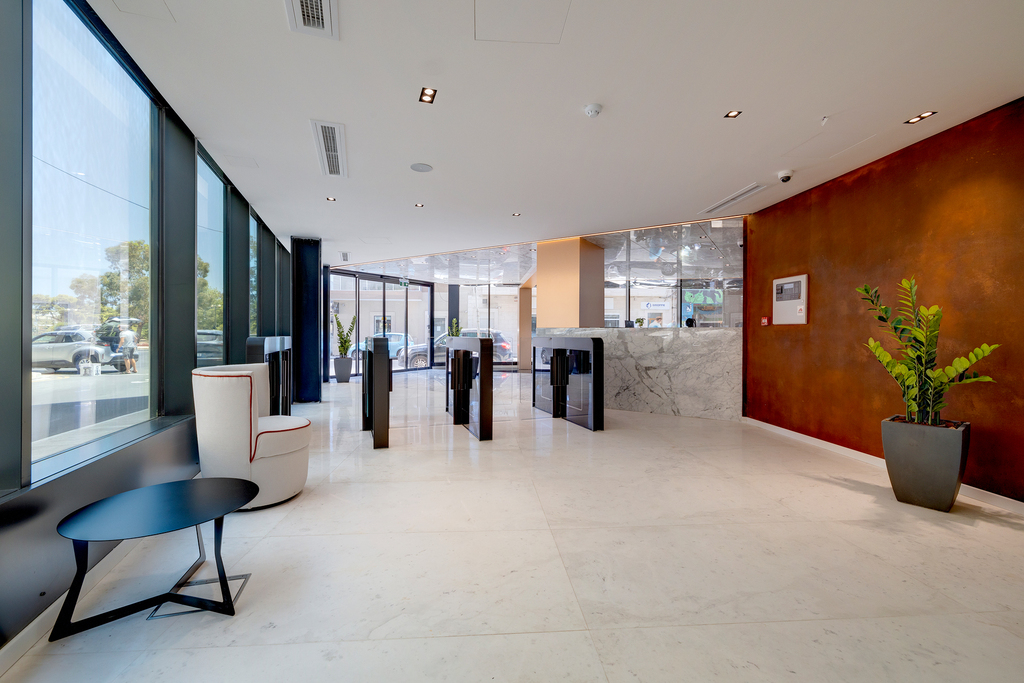Gzira-commercial-for-rent-christies-malta