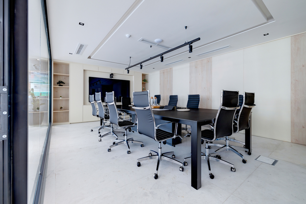 Gzira-office-space-to-let-christies-malta