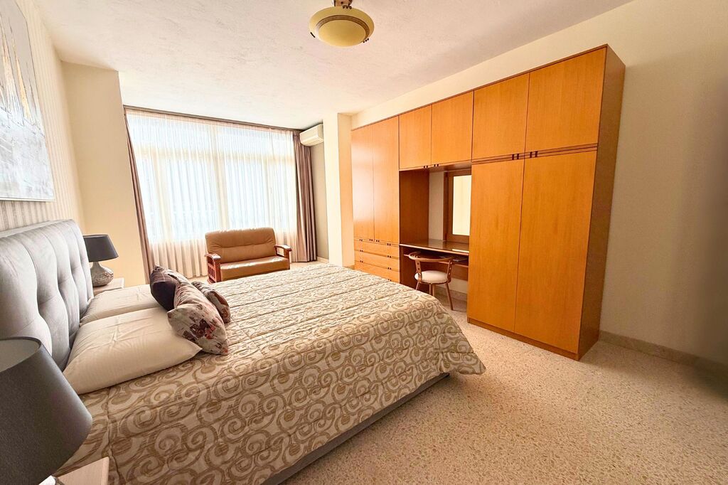 Sliema Seafront Apartment's Image 7