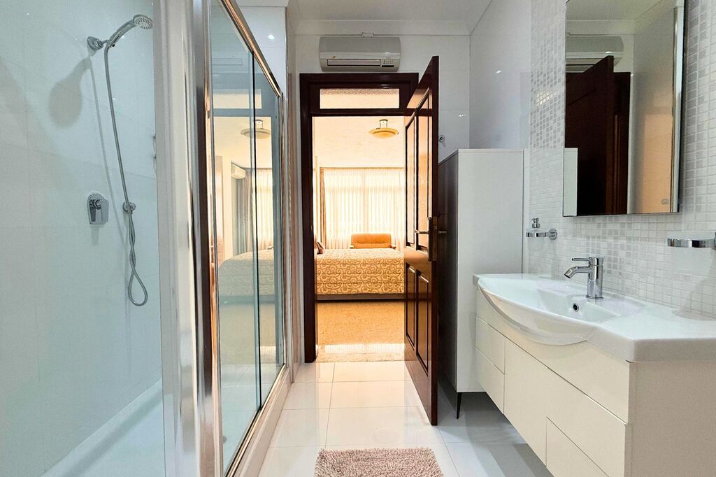 Sliema Seafront Apartment's Image 13