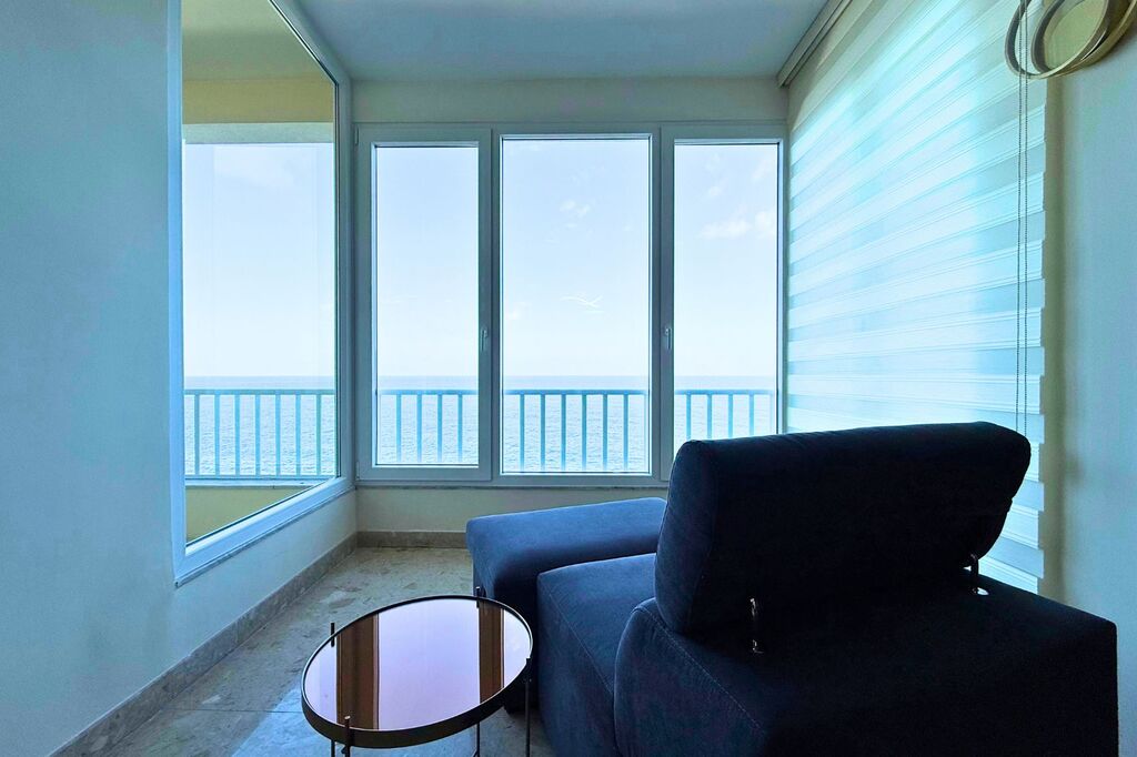 Sliema Seafront Apartment's Image 14