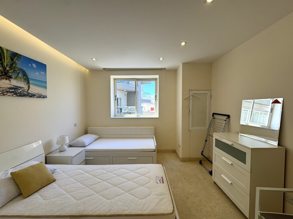 Sliema Seafront Apartment's Image 6