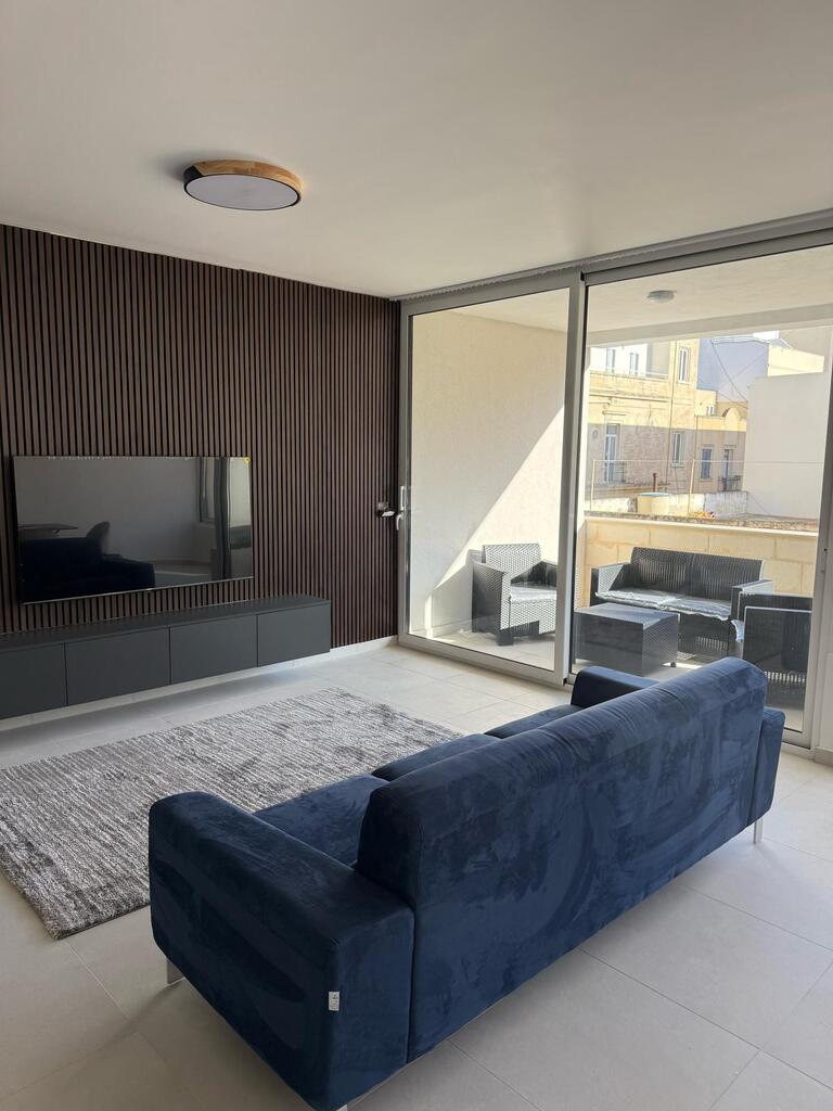 Sliema Furnished Apartment's Image 4