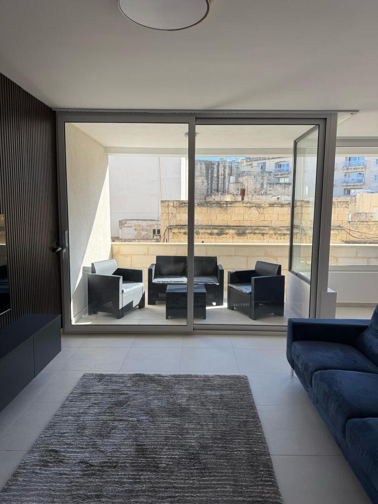 Sliema Furnished Apartment's Image 8