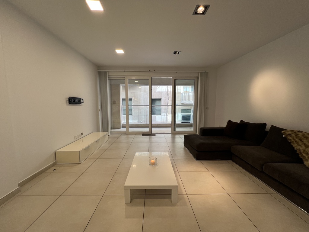 Sliema-apartment-to-let-1-christies-malta