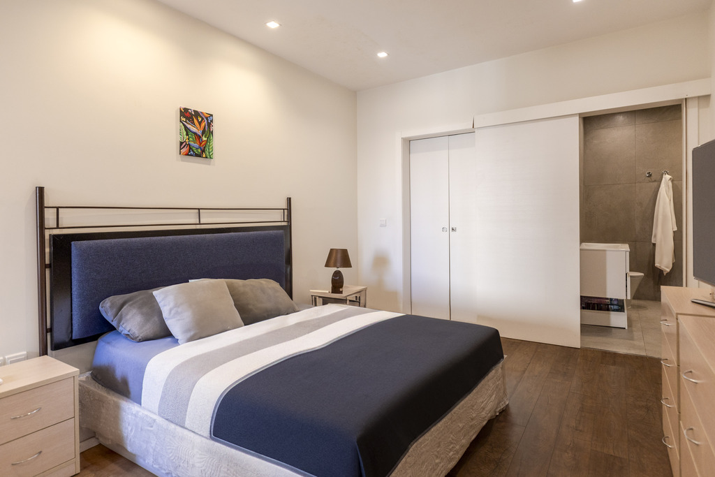 Sliema Furnished Apartment's Image 4