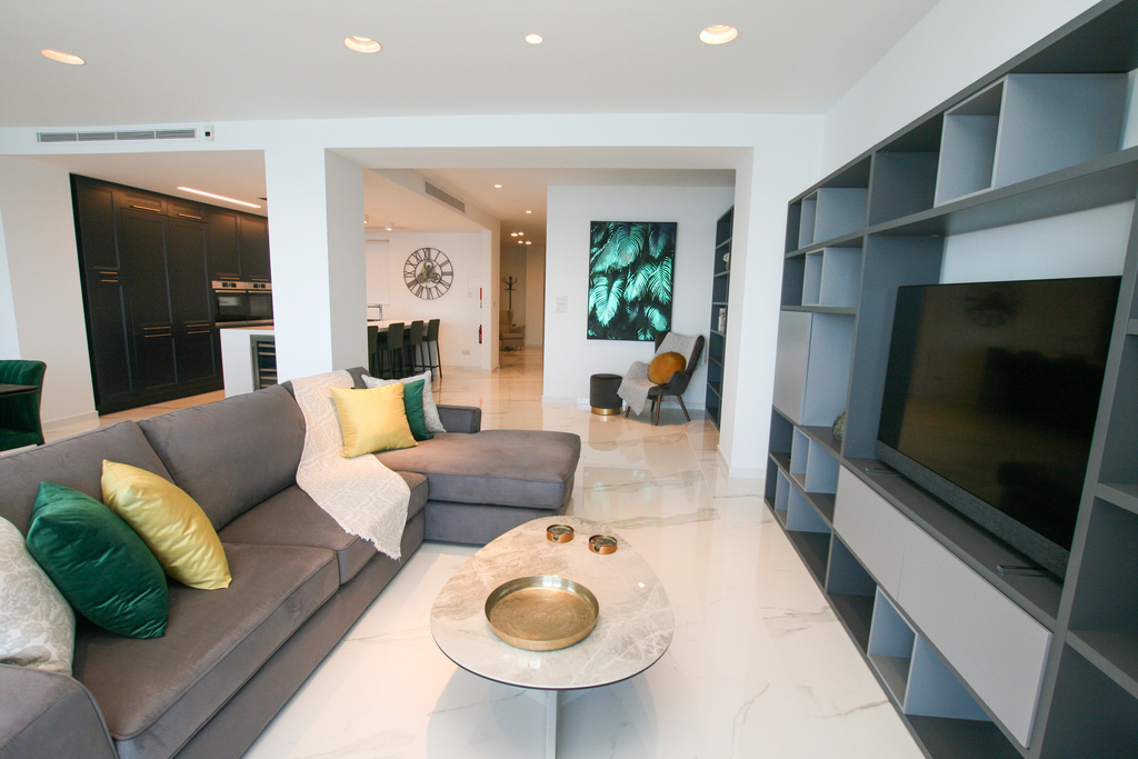 Sliema Seafront Apartment's Image 3