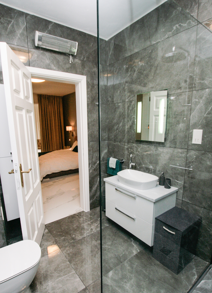 Sliema Seafront Apartment's Image 16