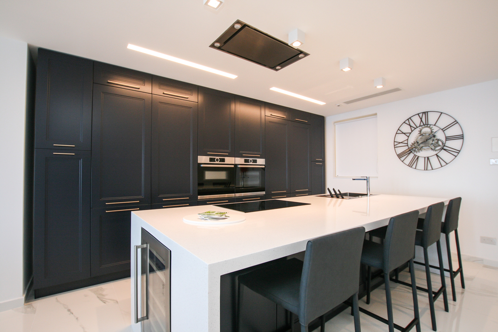 Sliema Seafront Apartment's Image 8