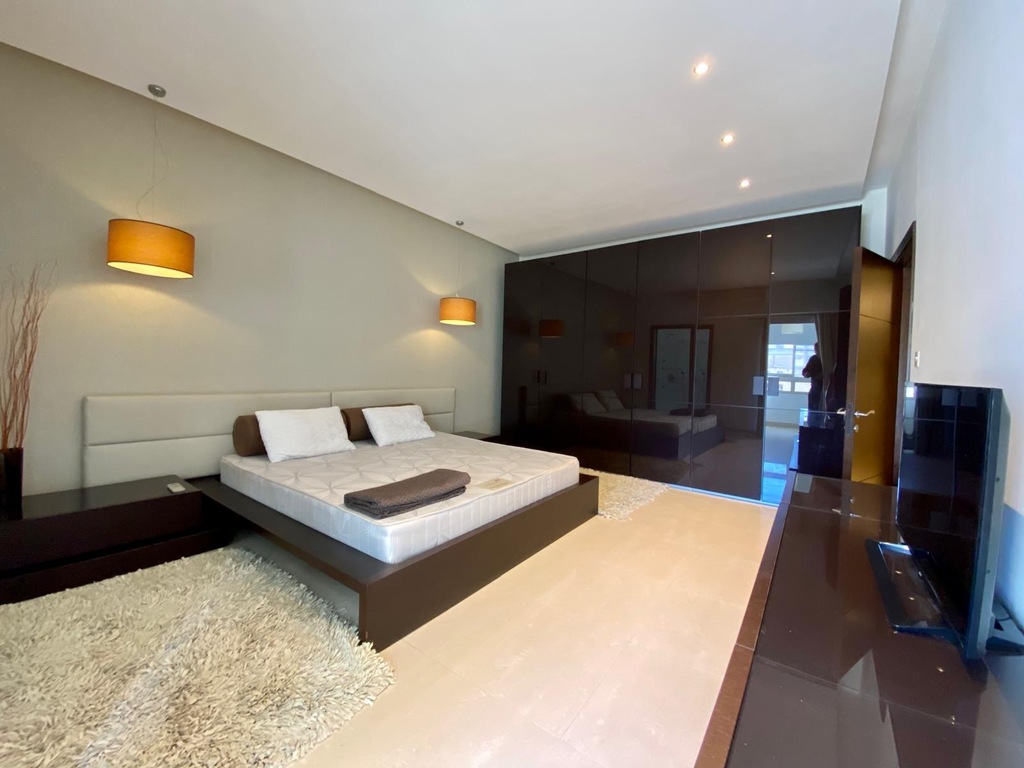 Sliema Seafront Apartment's Image 11