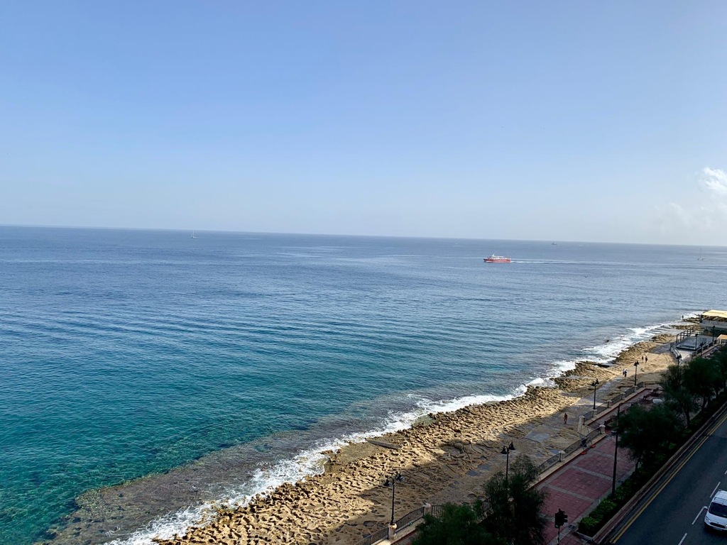 Sliema Seafront Apartment's Image 15