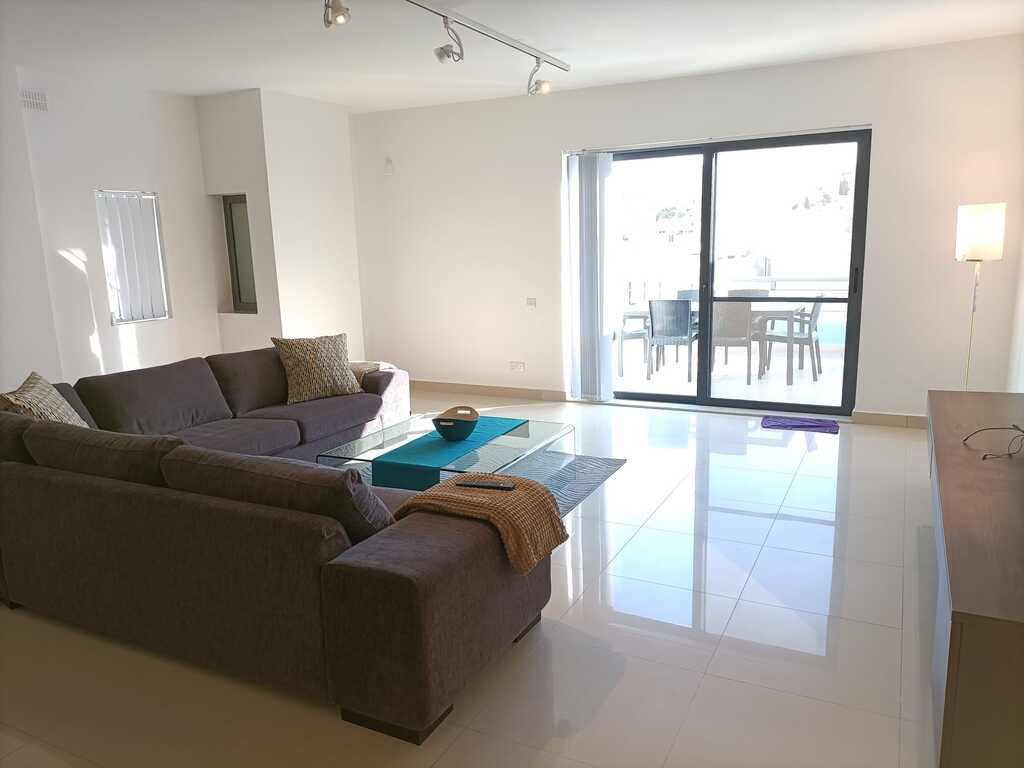 Swieqi-maisonette-for-rent-christies-malta