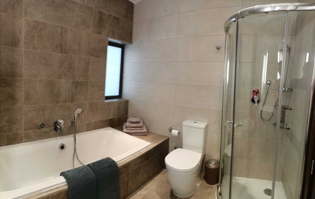 Swieqi Furnished Maisonette's Image 10
