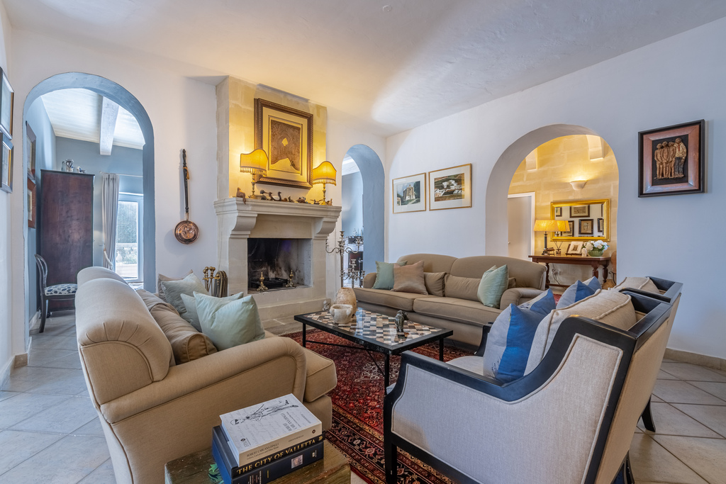 Malta-country-residence-for-sale-christies-malta