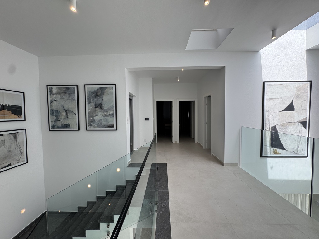 Bahar ic-Caghaq Furnished Semi-detached Villa's Image 9
