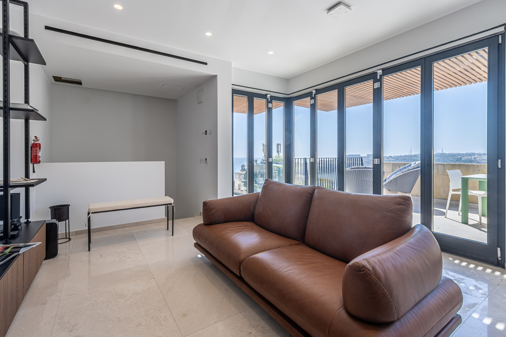 Valletta Furnished Duplex Penthouse's Image 6