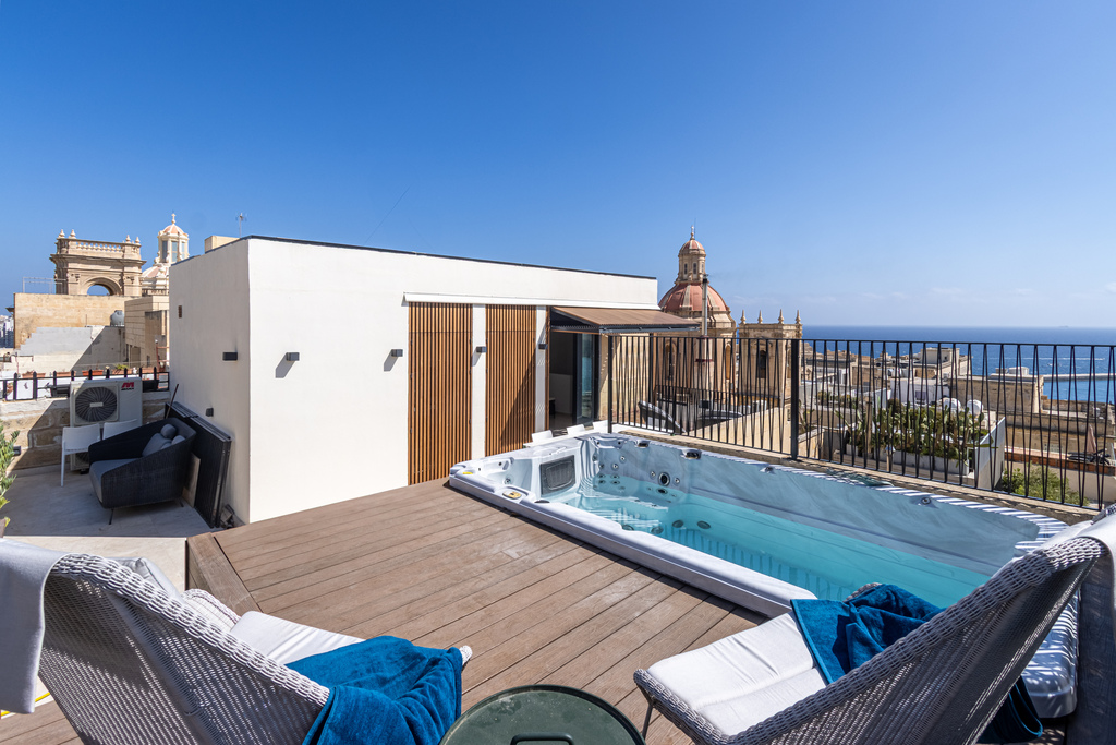 Valletta-malta-property-market-christies-malta
