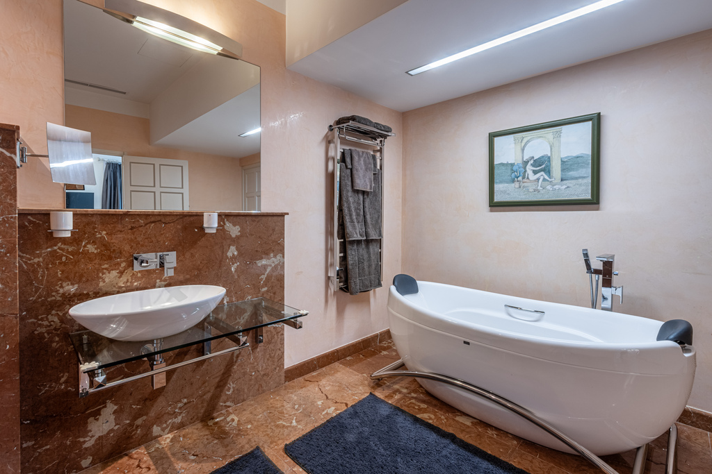 Ta' Xbiex Seafront Apartment's Image 21