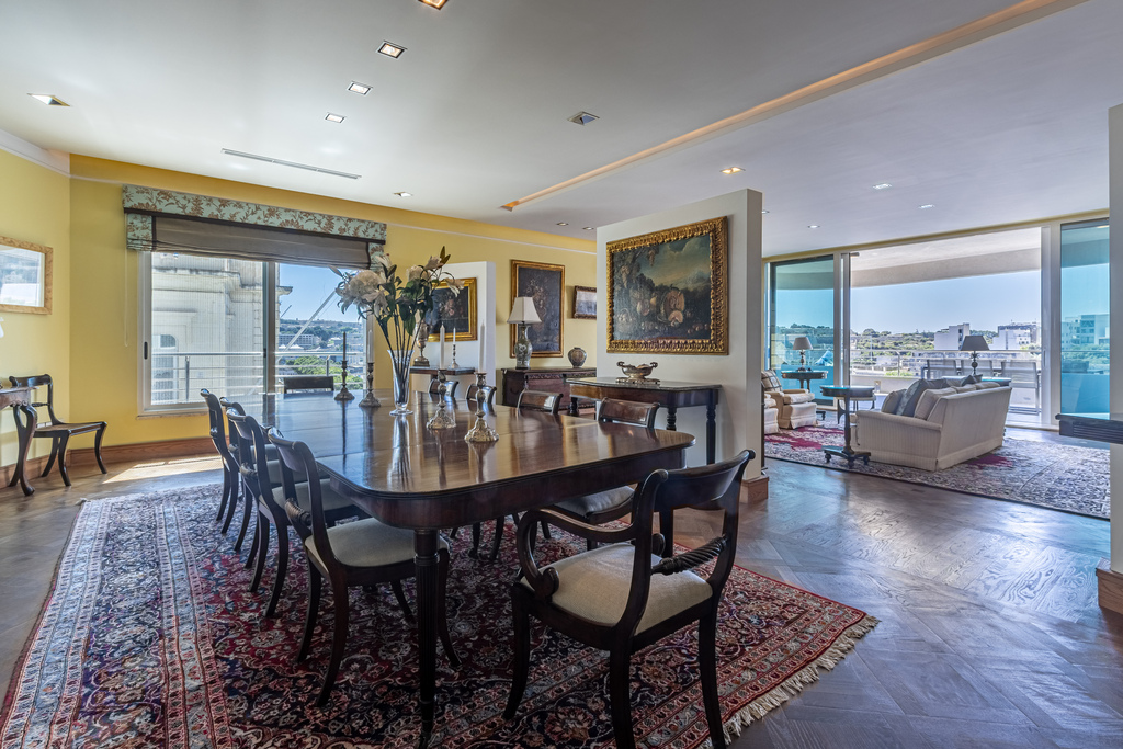 Ta' Xbiex Seafront Apartment's Image 8