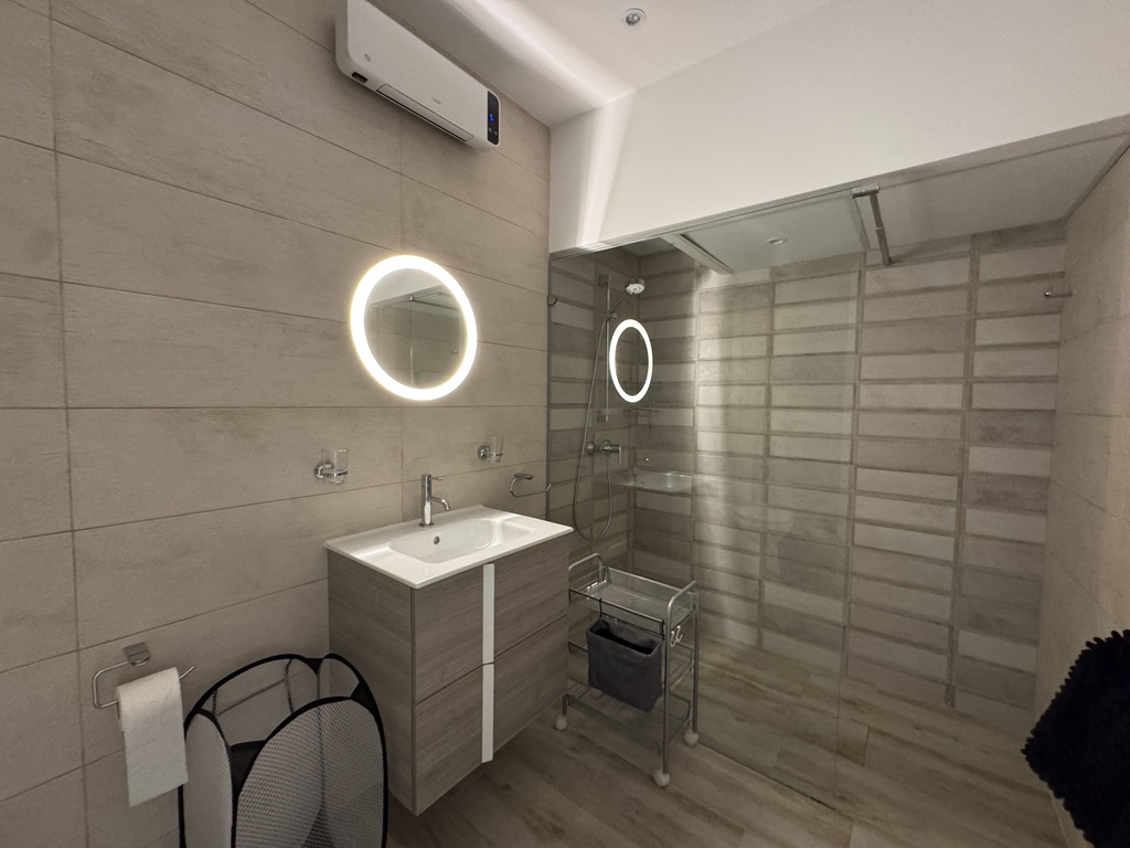 Sliema Seafront Apartment's Image 10