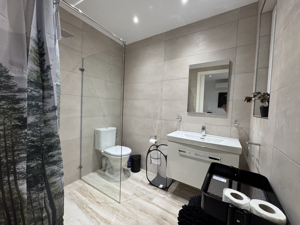 Sliema Seafront Apartment's Image 11