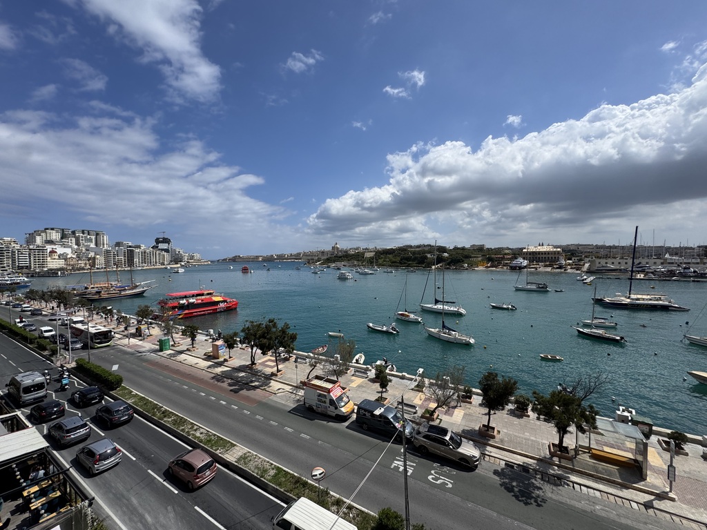 Sliema Seafront Apartment's Image 12