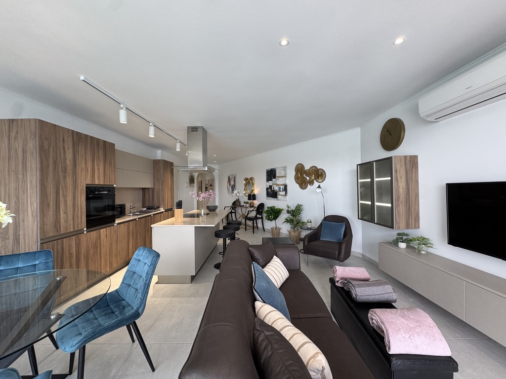 sliema-furnished-apartment-to-let-christies-malta