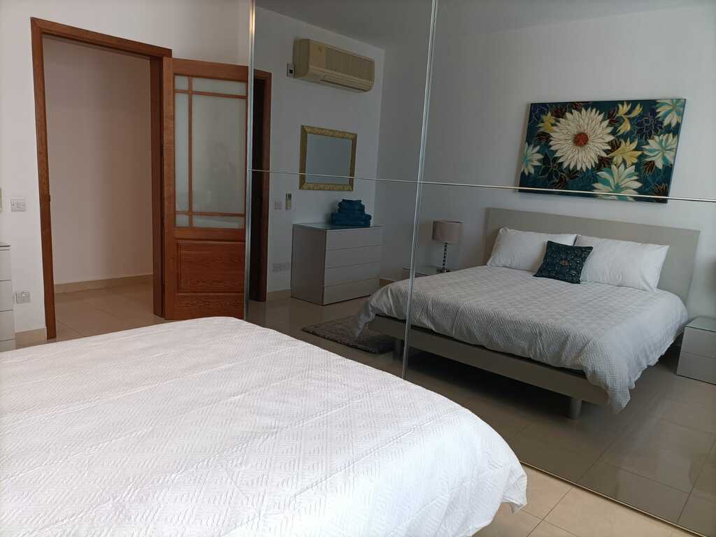 Swieqi Furnished Maisonette's Image 7