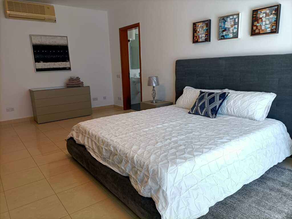 Swieqi Furnished Maisonette's Image 9