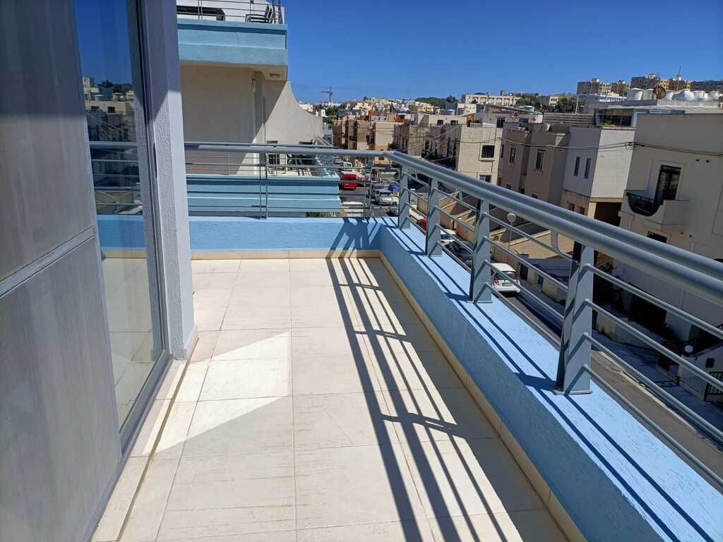 Swieqi Furnished Maisonette's Image 5