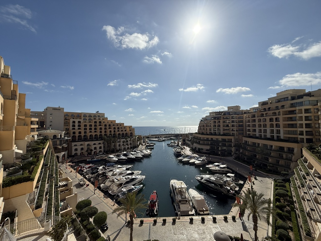 Portomaso-rent-in-malta-christies-malta