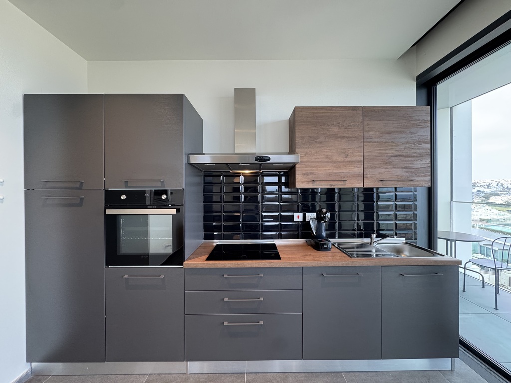 Mercurytowers-apartment-for-rent-christies-malta