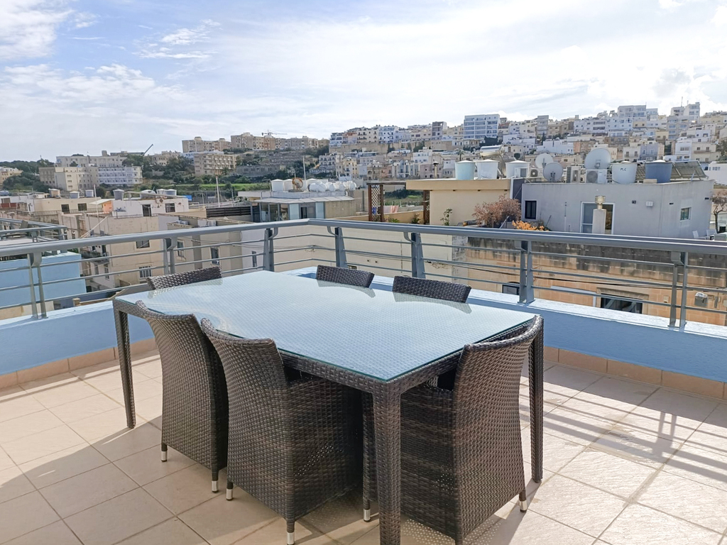 Swieqi Furnished Maisonette's Image 5