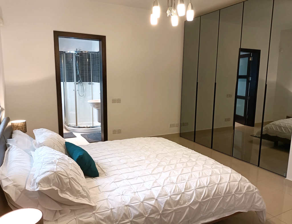 Swieqi Furnished Maisonette's Image 8