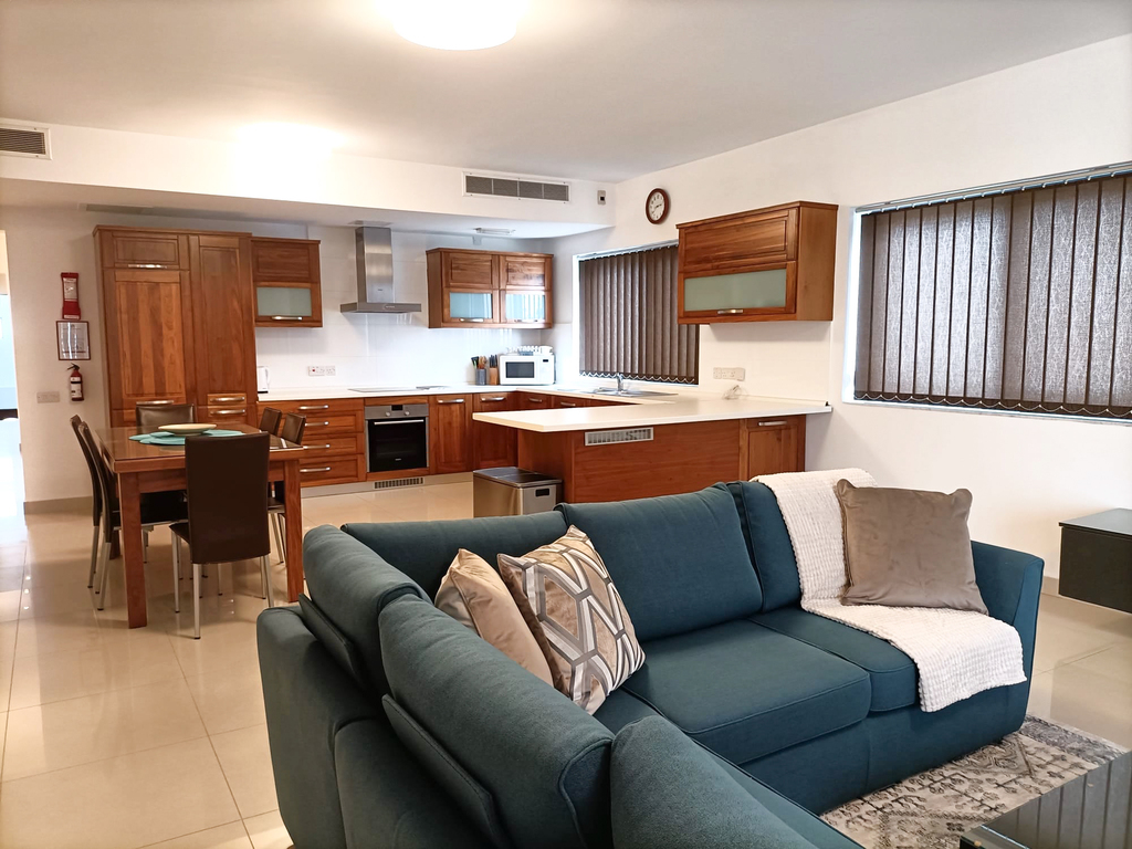 swieqi-maisonette-to-let-2-bedrooms-christies-malta