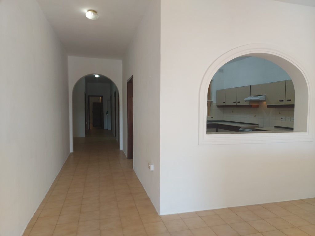 St.Julians-flat-to-let-unfurnished-Christies-Malta
